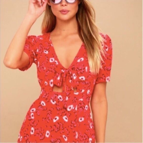 Women’s Free People Floral Tie Front Romper - Picture 6 of 6